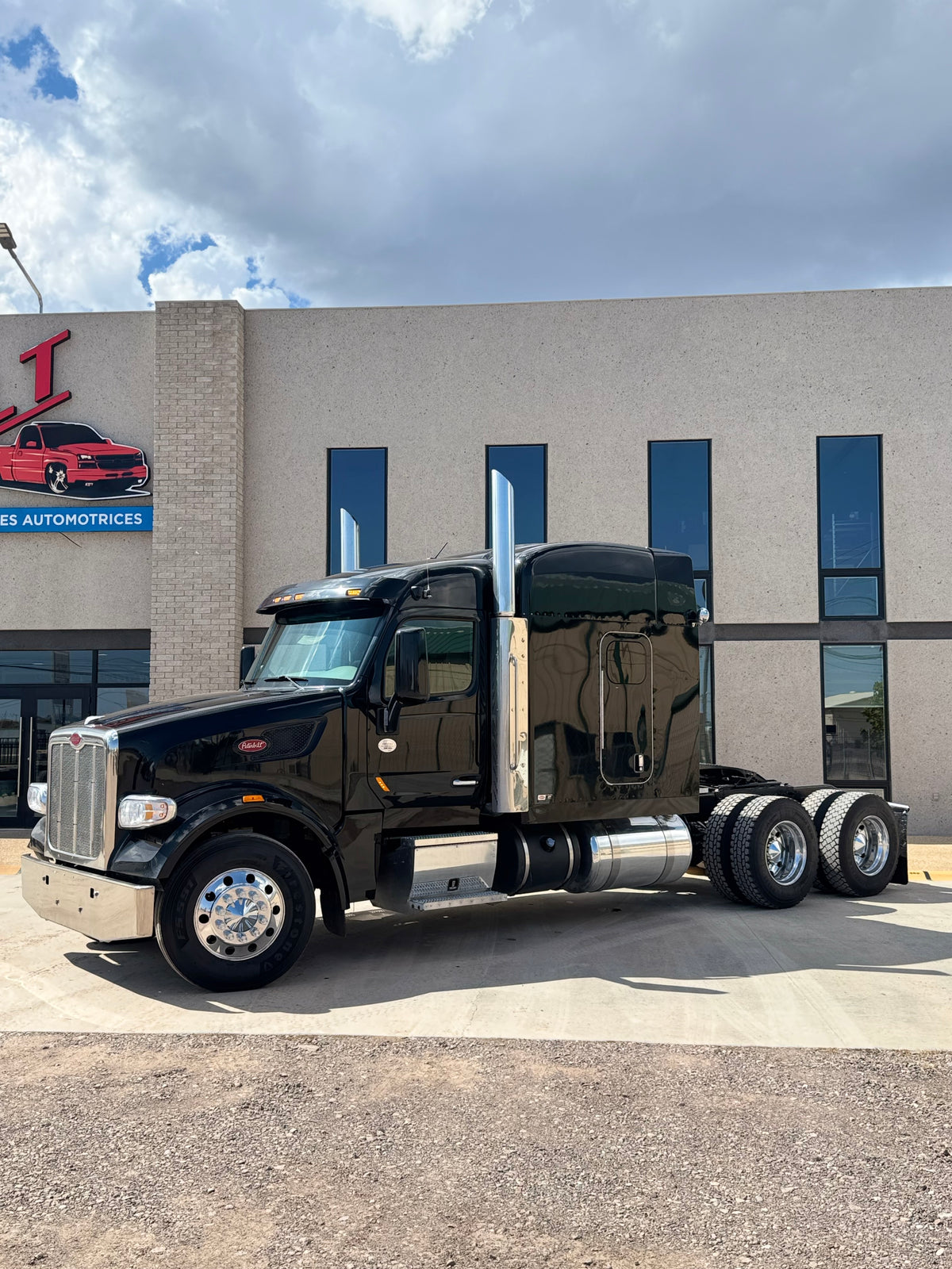 2020 Peterbilt 567