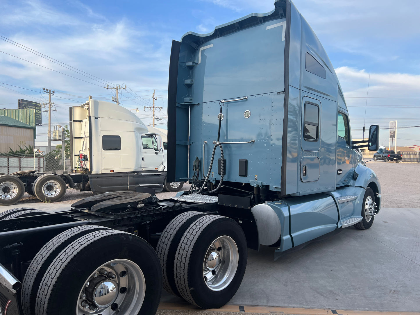 2017 Kenworth T680